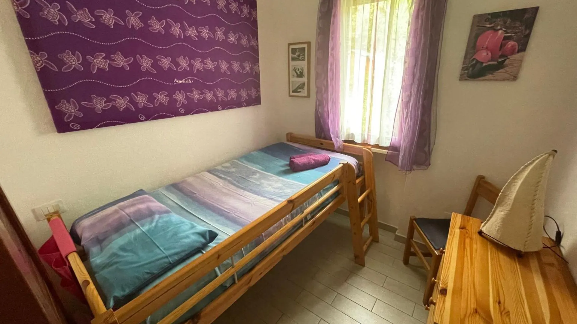 Purple House, 30M To Beach Pula Italia