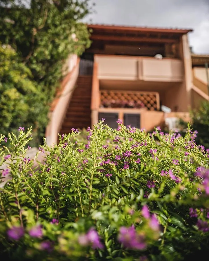 Appartamento Purple House, 30M To Beach Pula